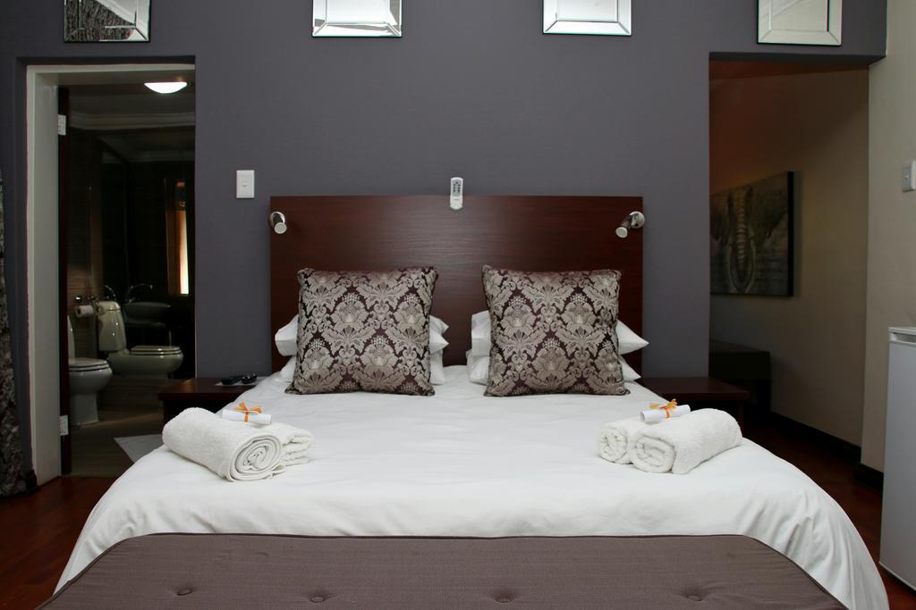 ואנדרביג'לפארק Aalwyns Guesthouse חדר תמונה